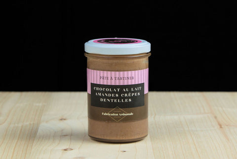 Pâte à tartiner Chocolat au lait, Amandes et Crêpes dentelle (Pot de 220g)